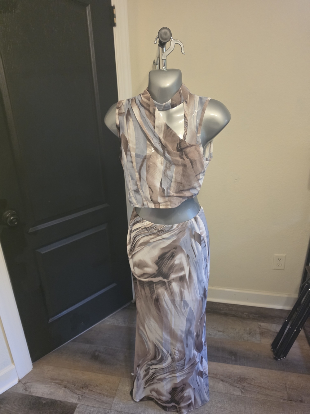 Fashion Nova Taupe Marble Print Maxi Skirt
